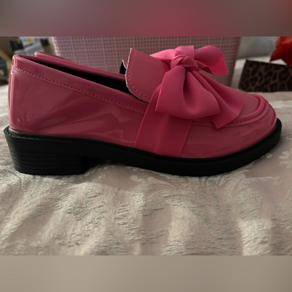 Bright Pink Loafers with Bow never worn - Picture 3 of 5